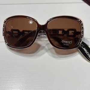 NWT Chic Brown Sunglasses with Crystal Accents